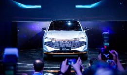 最新哈弗爆料新闻视频,全新车型亮相，性能与设计双升级